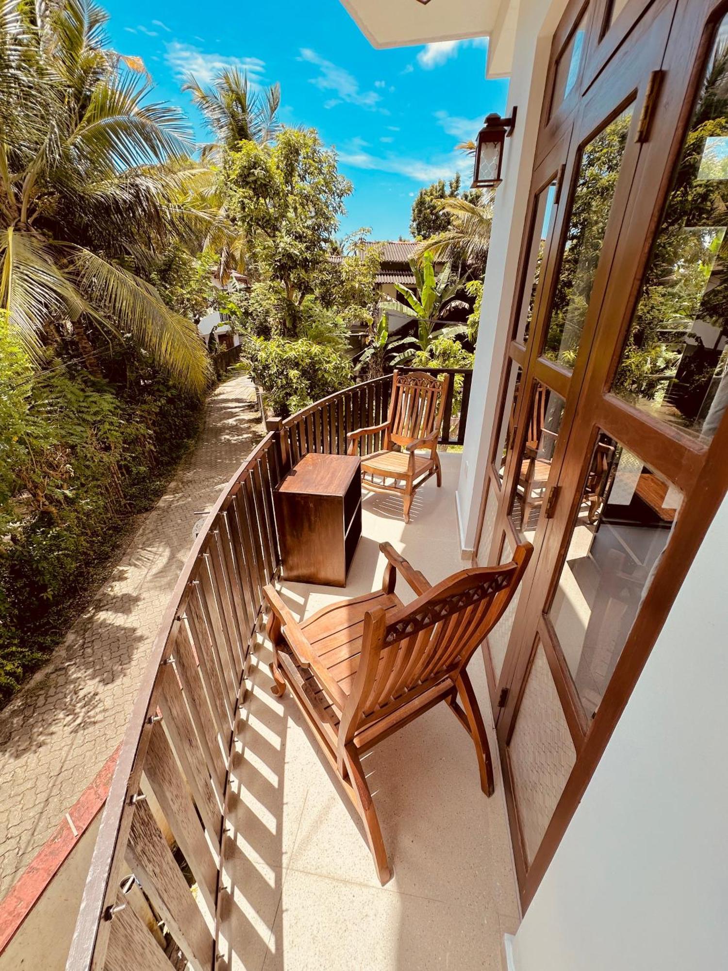 Riverwood Villa Велигама Экстерьер фото